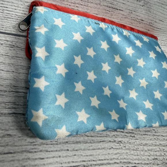 DC Comics Wonder Woman Blue Star Quilted Zip Wallet With Flap - Picture 7 of 11